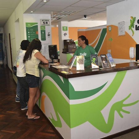 Che Lagarto Hostel Lima Bagian luar foto
